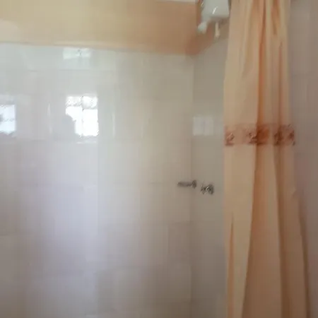 Hotel Kenmosa 3*